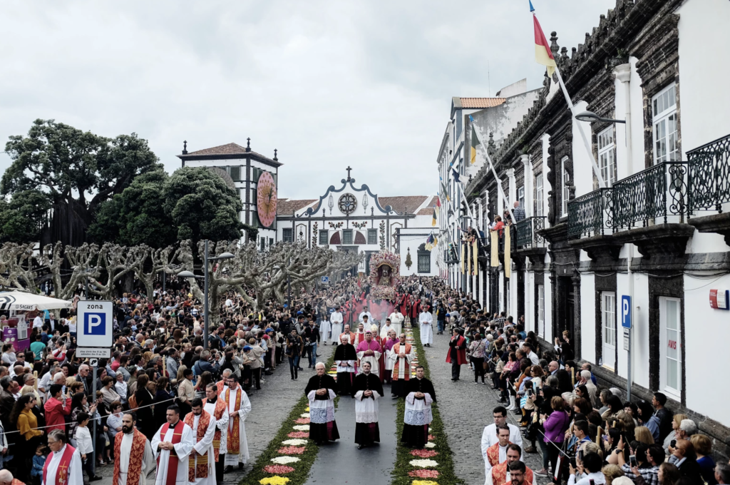 Easter in Portugal-Festas do Divino Espírito Santo